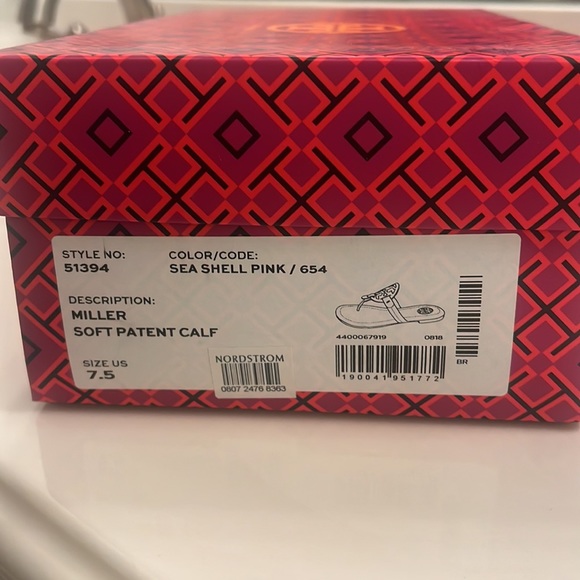 Tory Burch soft patent seashell pink sandals - Picture 9 of 9